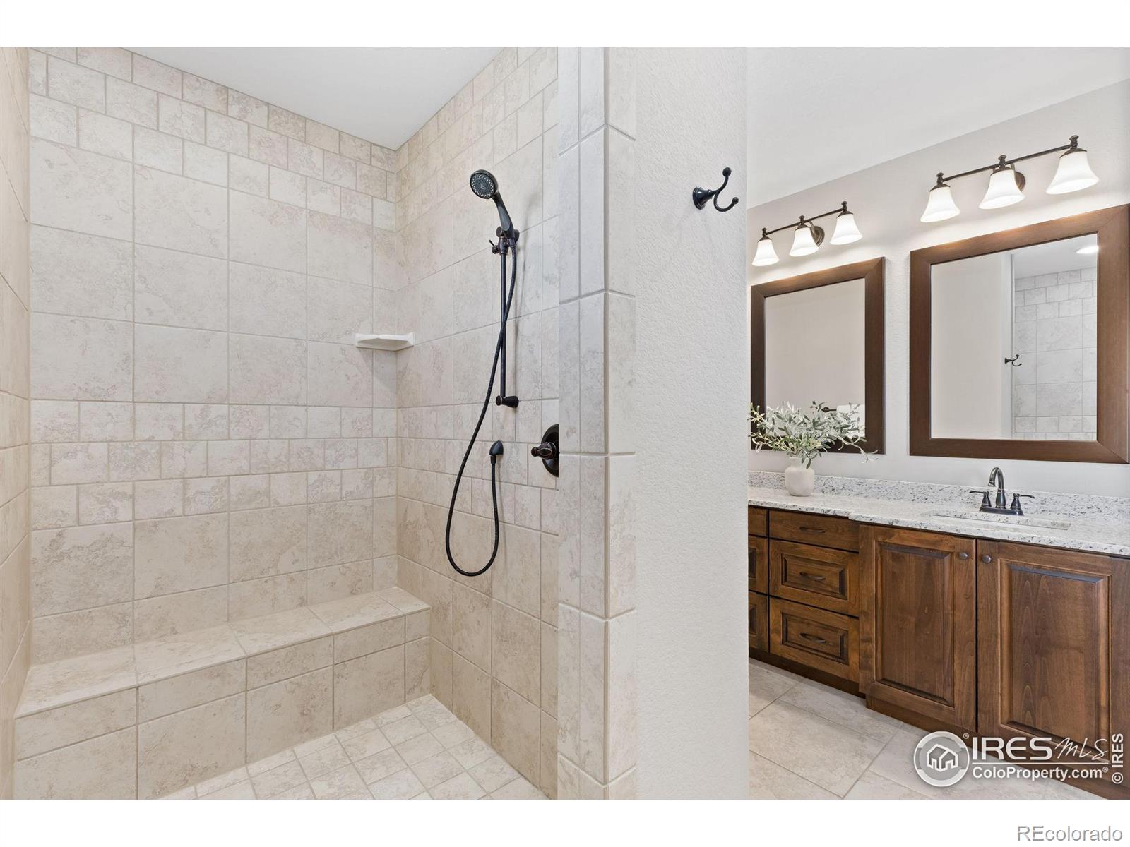 MLS Image #12 for 18619  hill lake drive,johnstown, Colorado