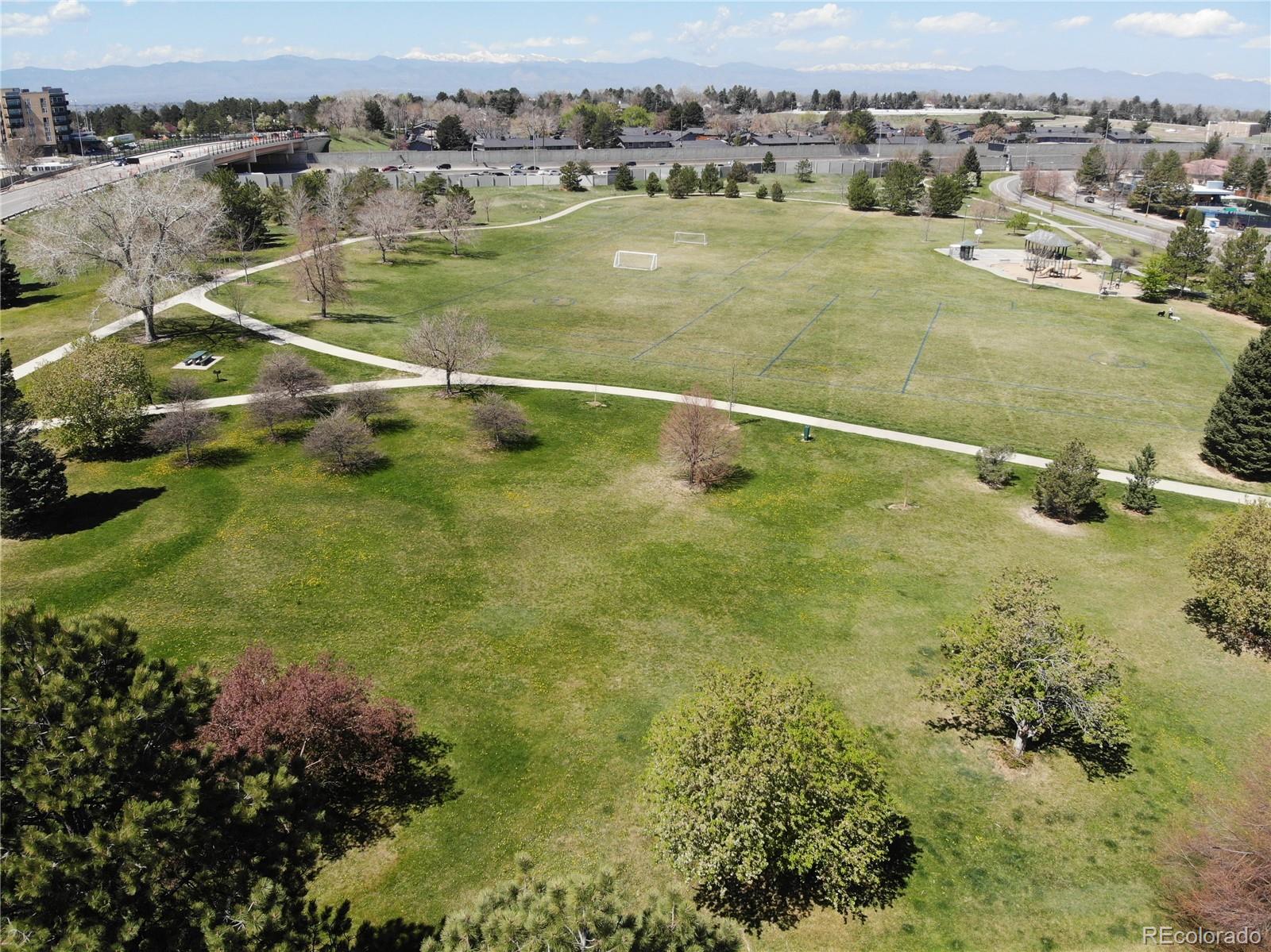 MLS Image #31 for 4250 s olive street,denver, Colorado