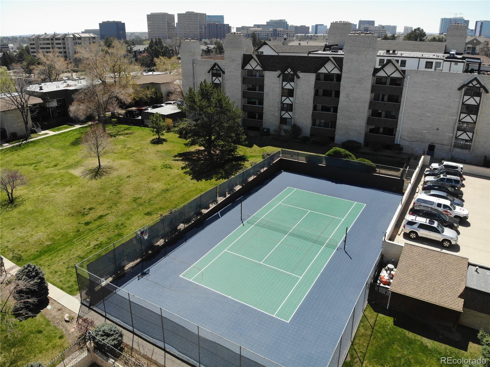 MLS Image #32 for 4250 s olive street,denver, Colorado