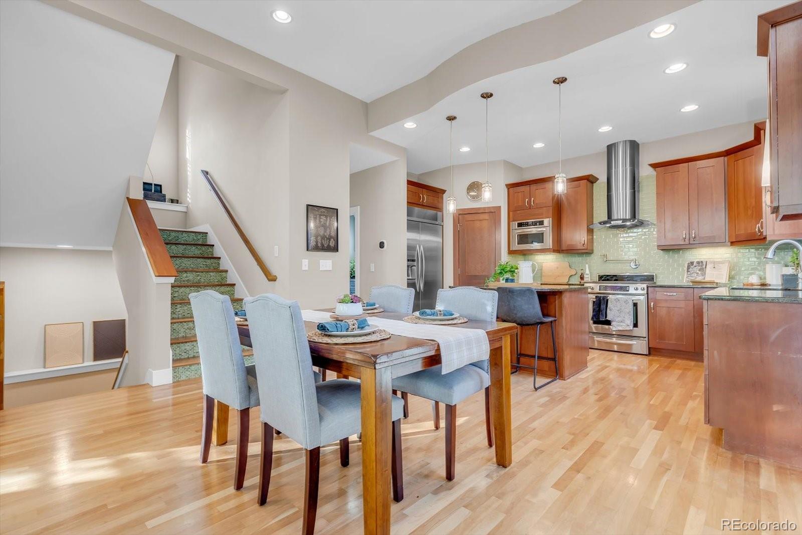 MLS Image #2 for 920  neon forest circle,longmont, Colorado
