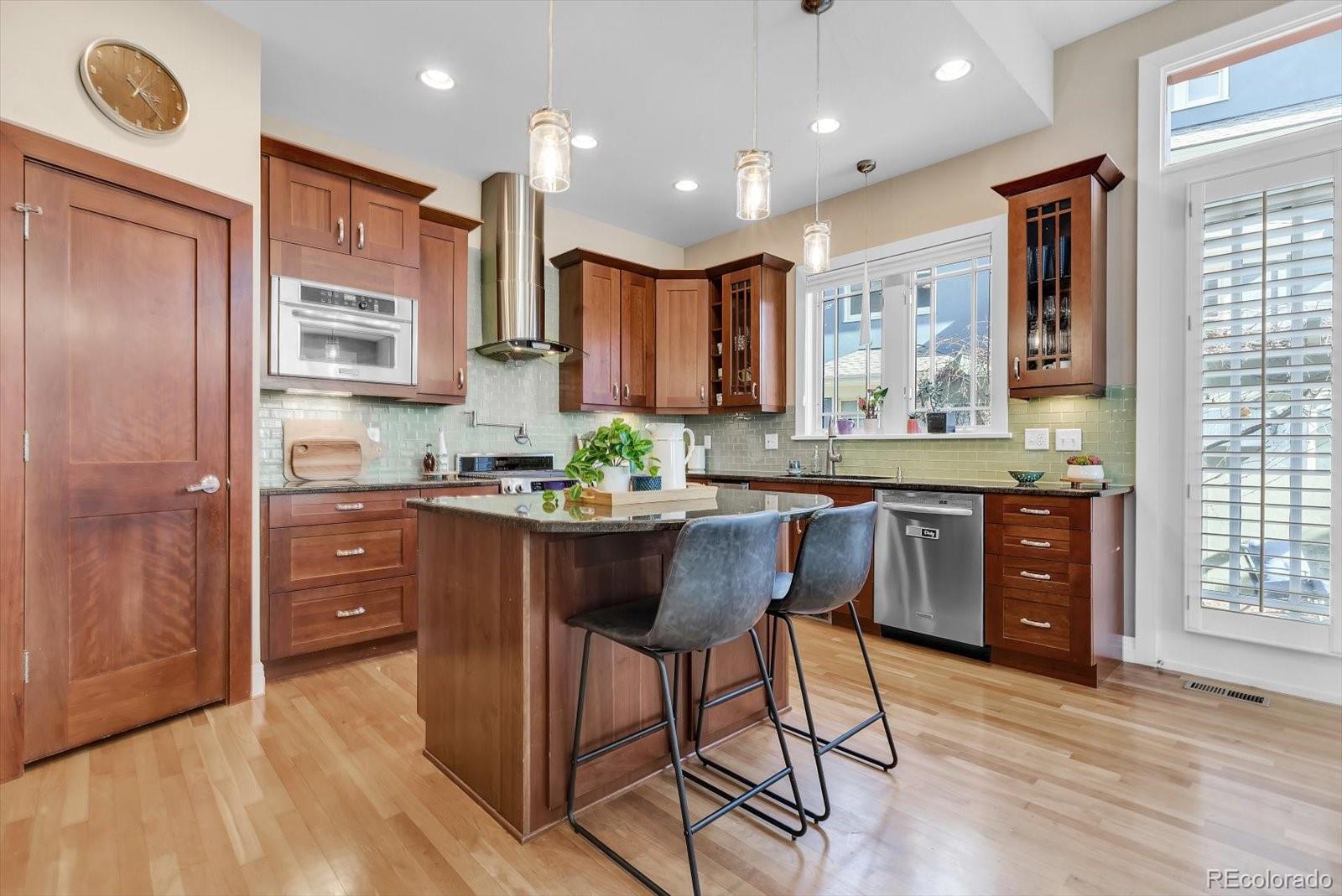 MLS Image #7 for 920  neon forest circle,longmont, Colorado