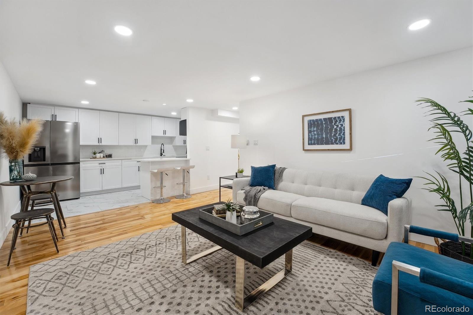 MLS Image #2 for 252 n pennsylvania street 103,denver, Colorado