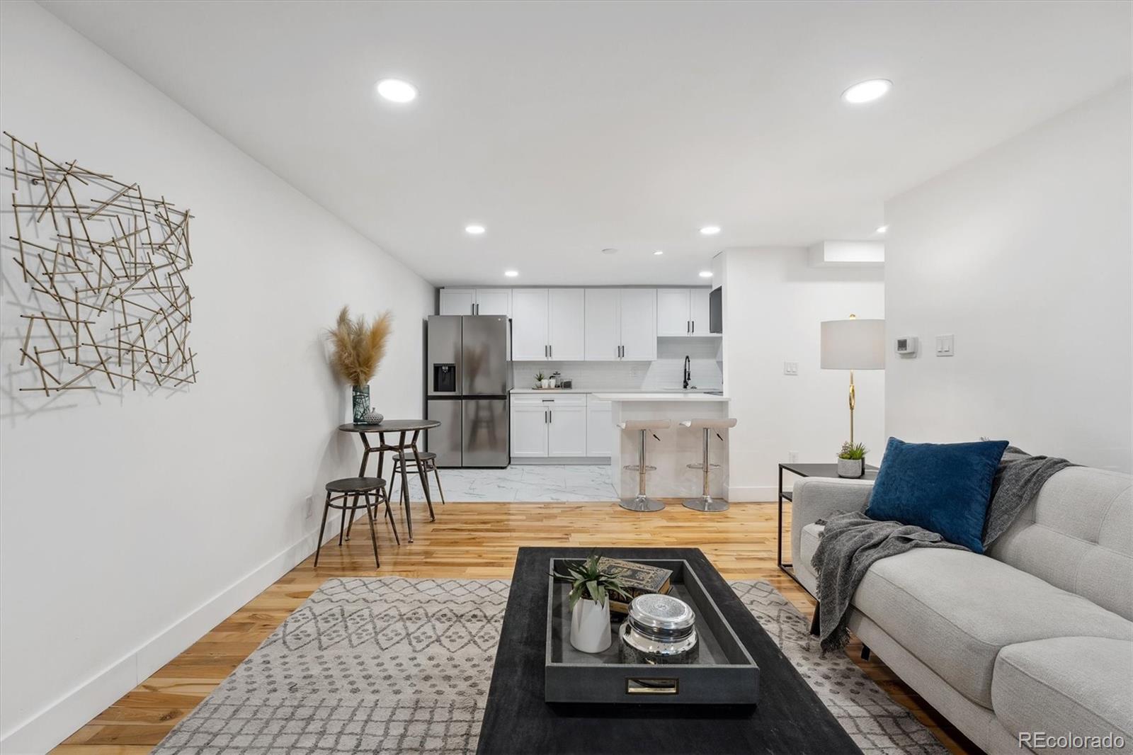 MLS Image #3 for 252 n pennsylvania street 103,denver, Colorado