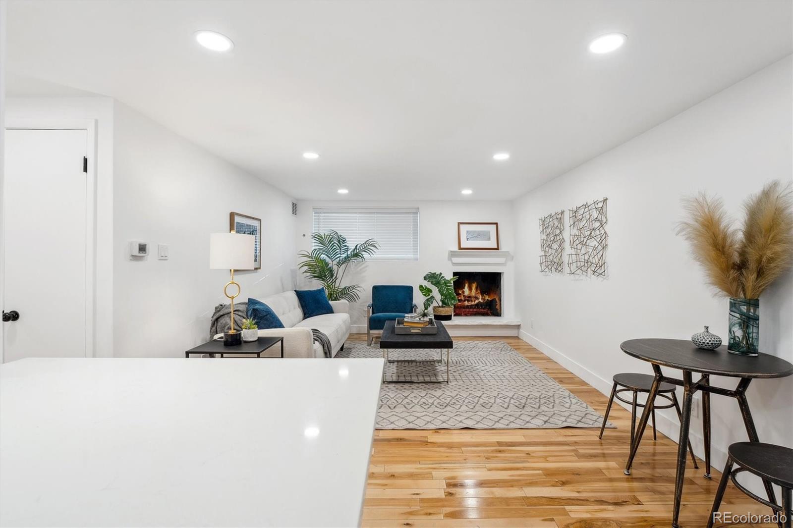 MLS Image #6 for 252 n pennsylvania street 103,denver, Colorado