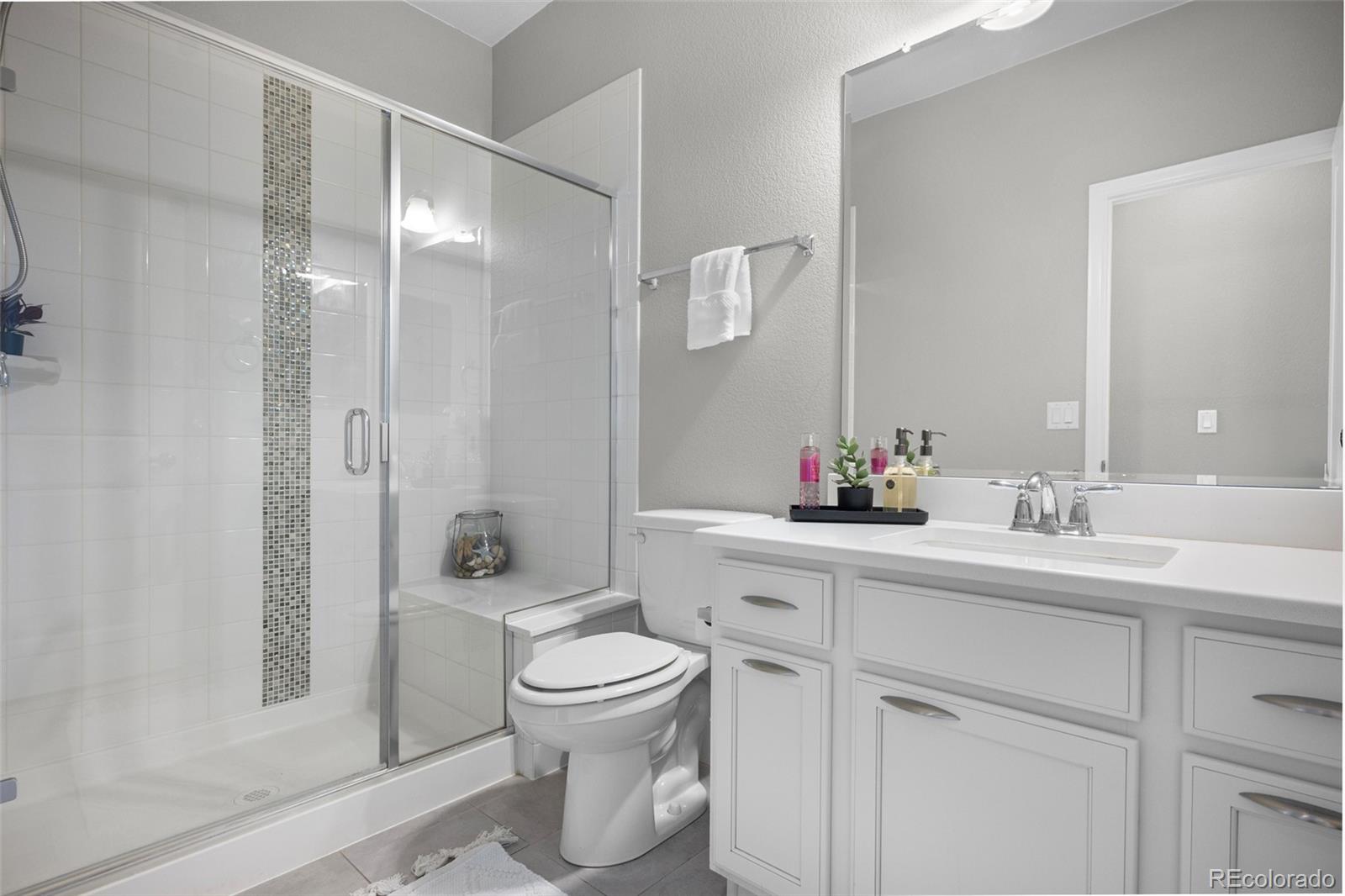 MLS Image #11 for 2078 s teller court,lakewood, Colorado