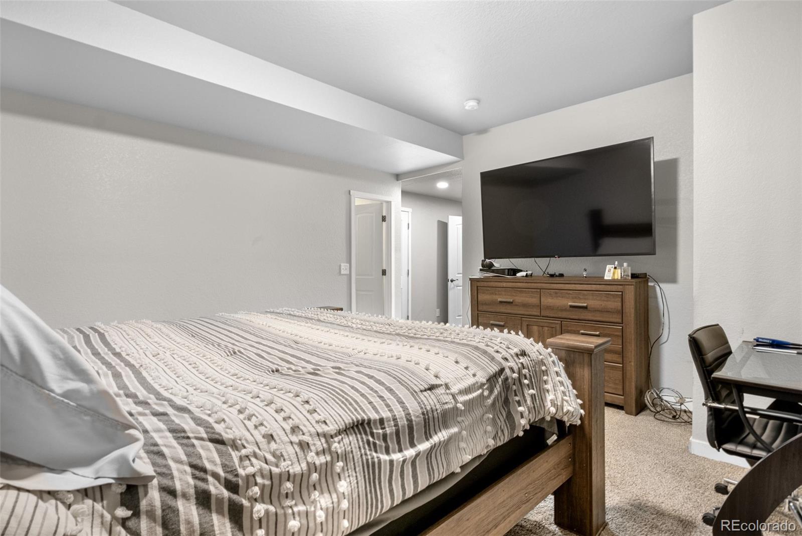 MLS Image #22 for 2078 s teller court,lakewood, Colorado