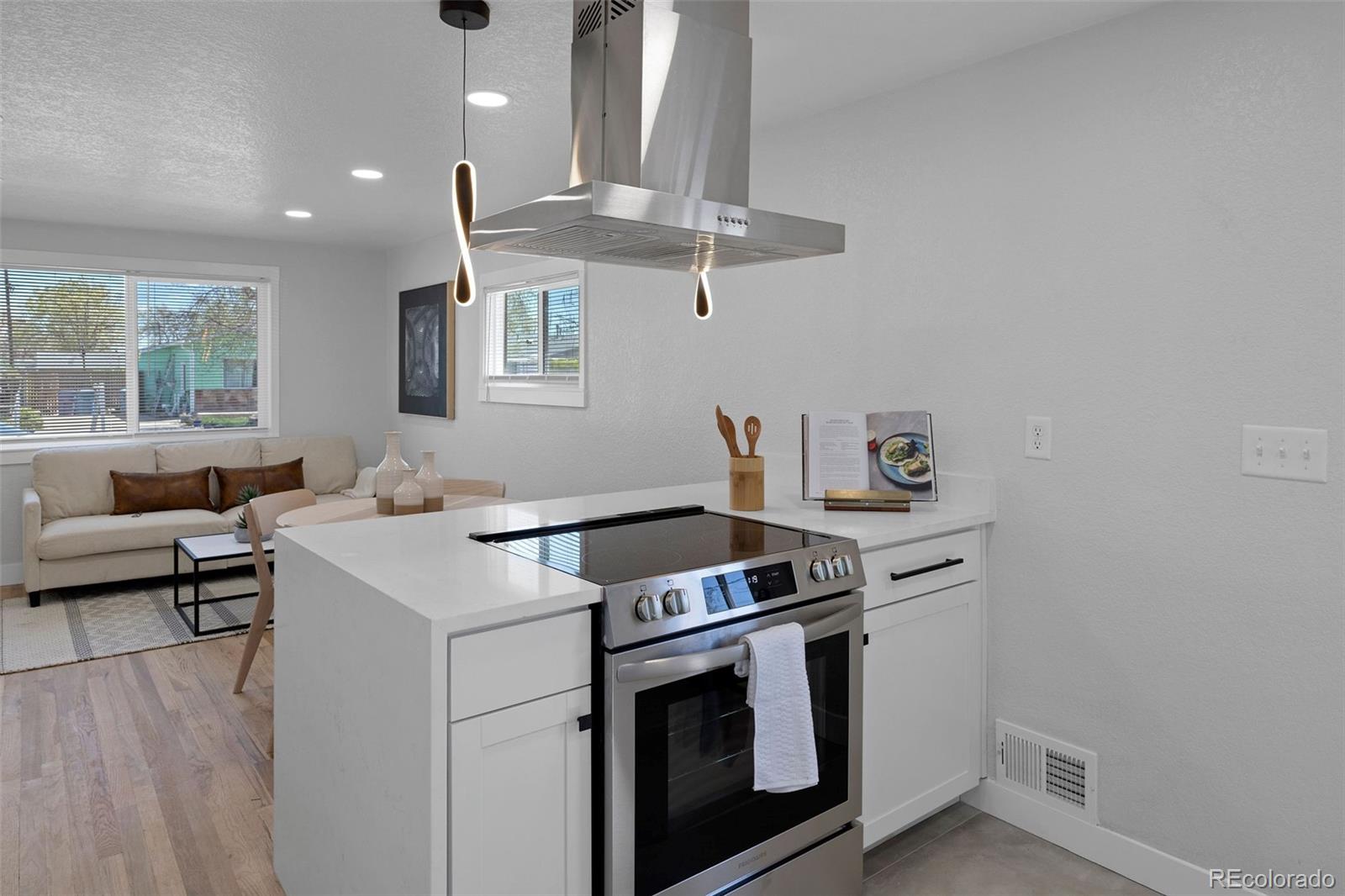 MLS Image #11 for 6641  ash street,commerce city, Colorado