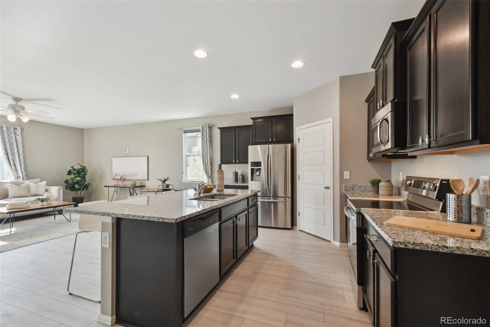 MLS Image #5 for 806  peony court,brighton, Colorado