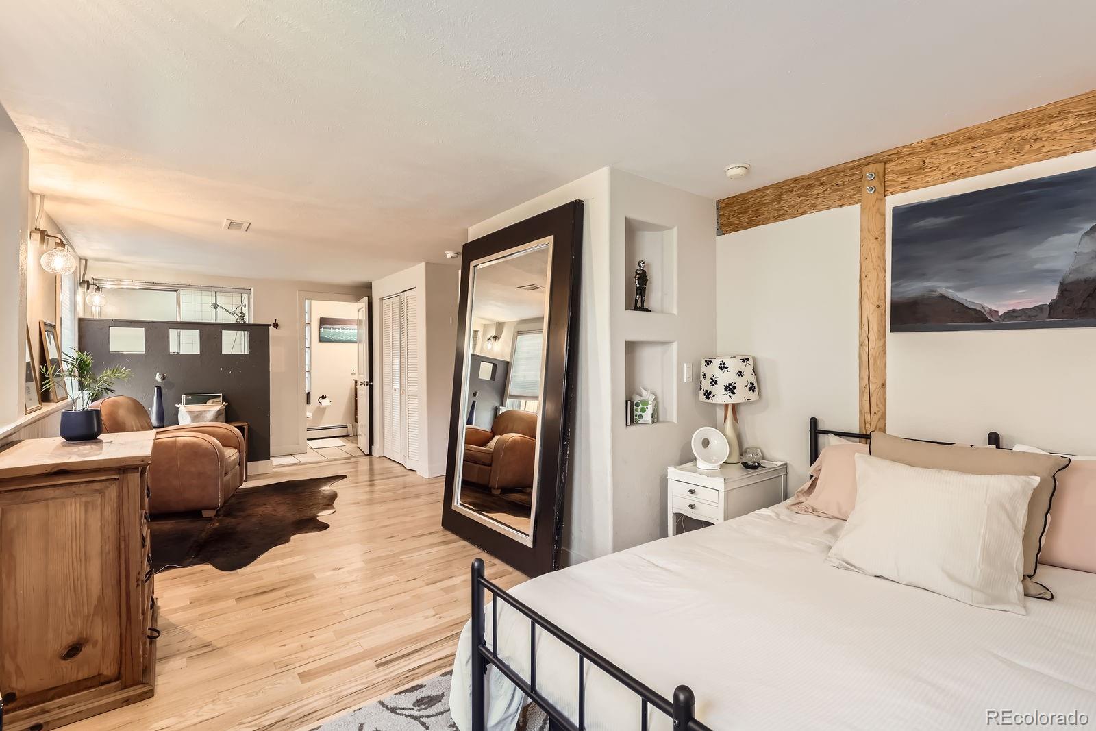 MLS Image #11 for 2314  dexter street,denver, Colorado