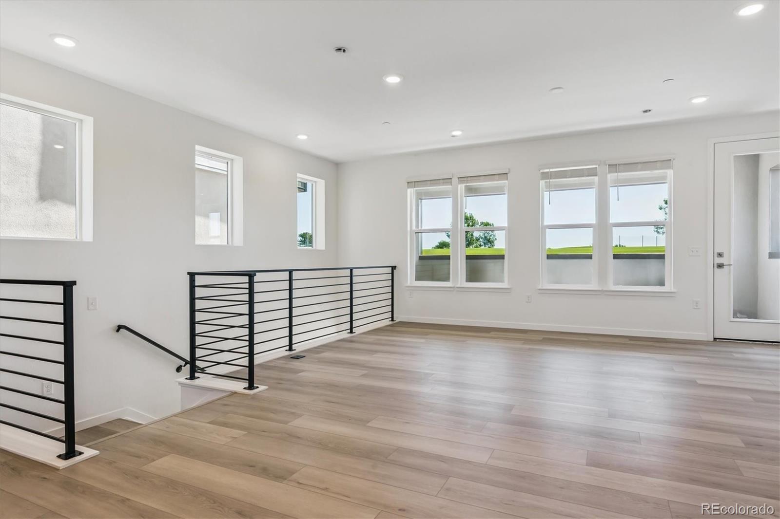 MLS Image #5 for 11493 e briarwood circle,centennial, Colorado