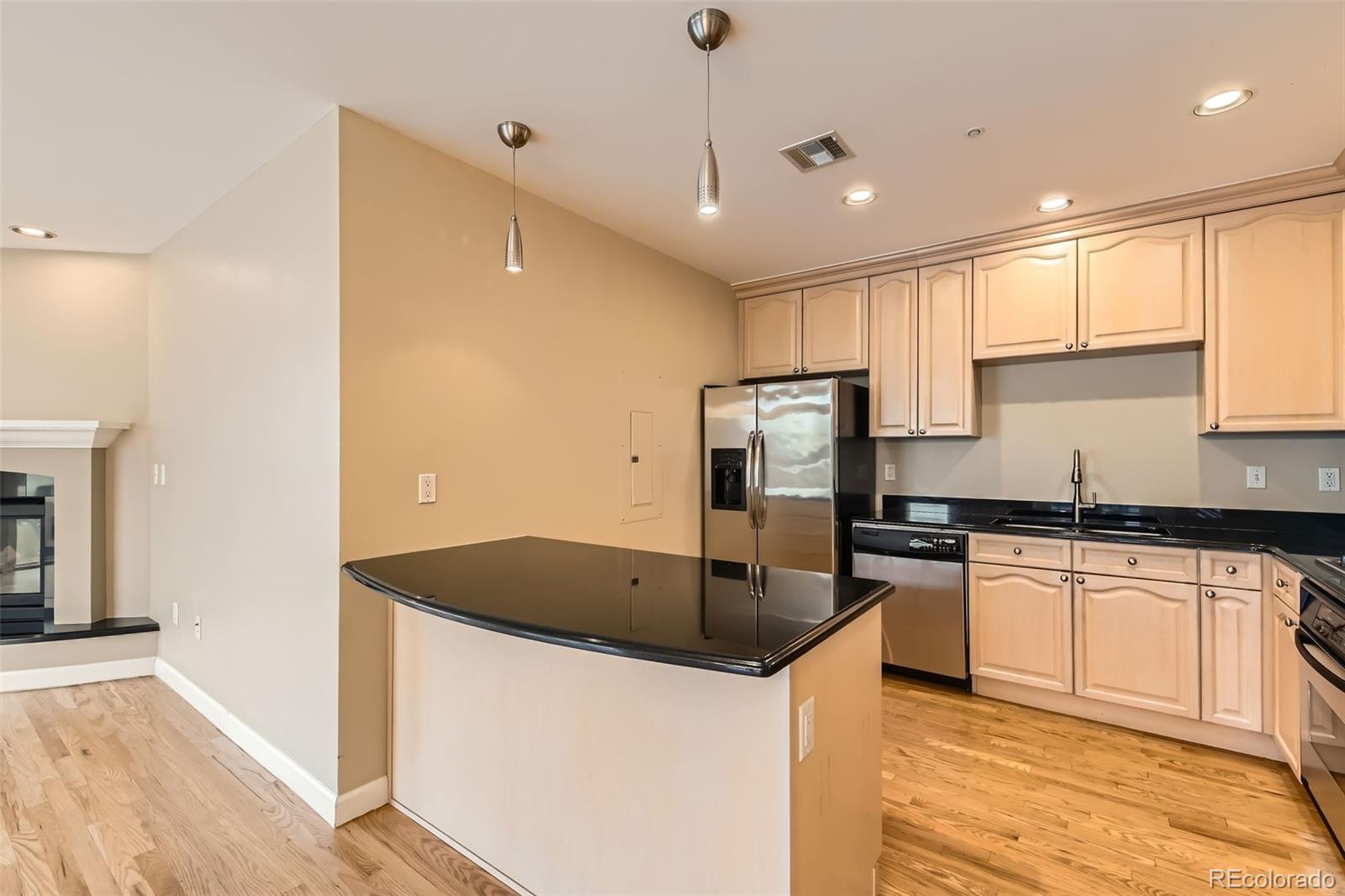 MLS Image #2 for 1827 n grant street 800,denver, Colorado