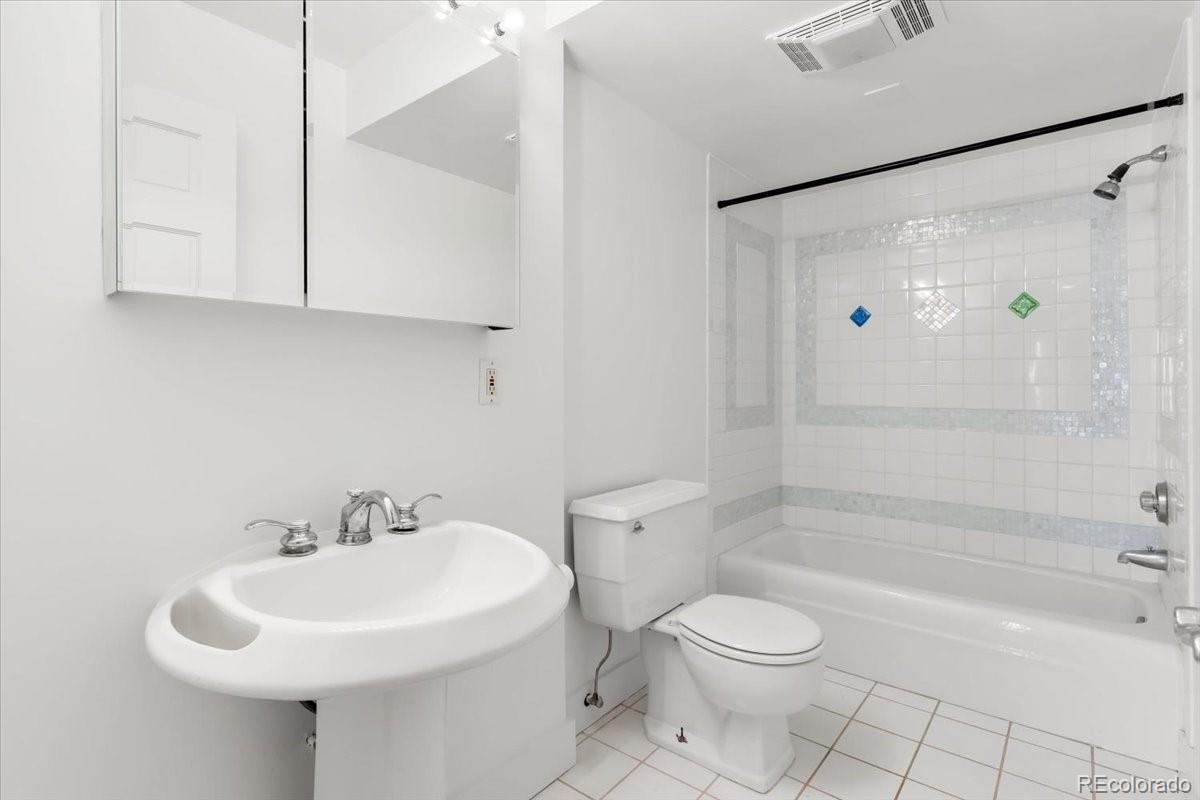 MLS Image #16 for 955  eudora street,denver, Colorado