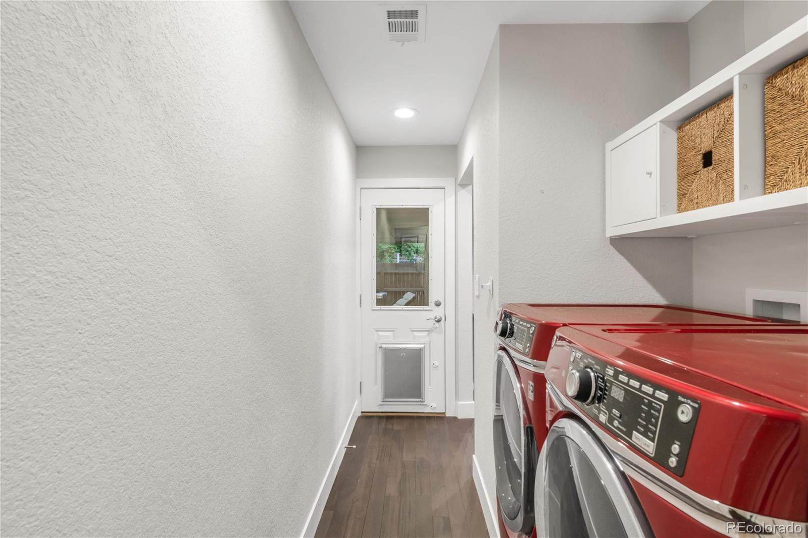 MLS Image #18 for 9861 e ohio avenue,denver, Colorado