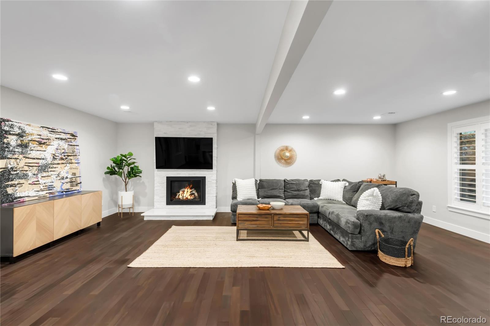 MLS Image #2 for 9861 e ohio avenue,denver, Colorado