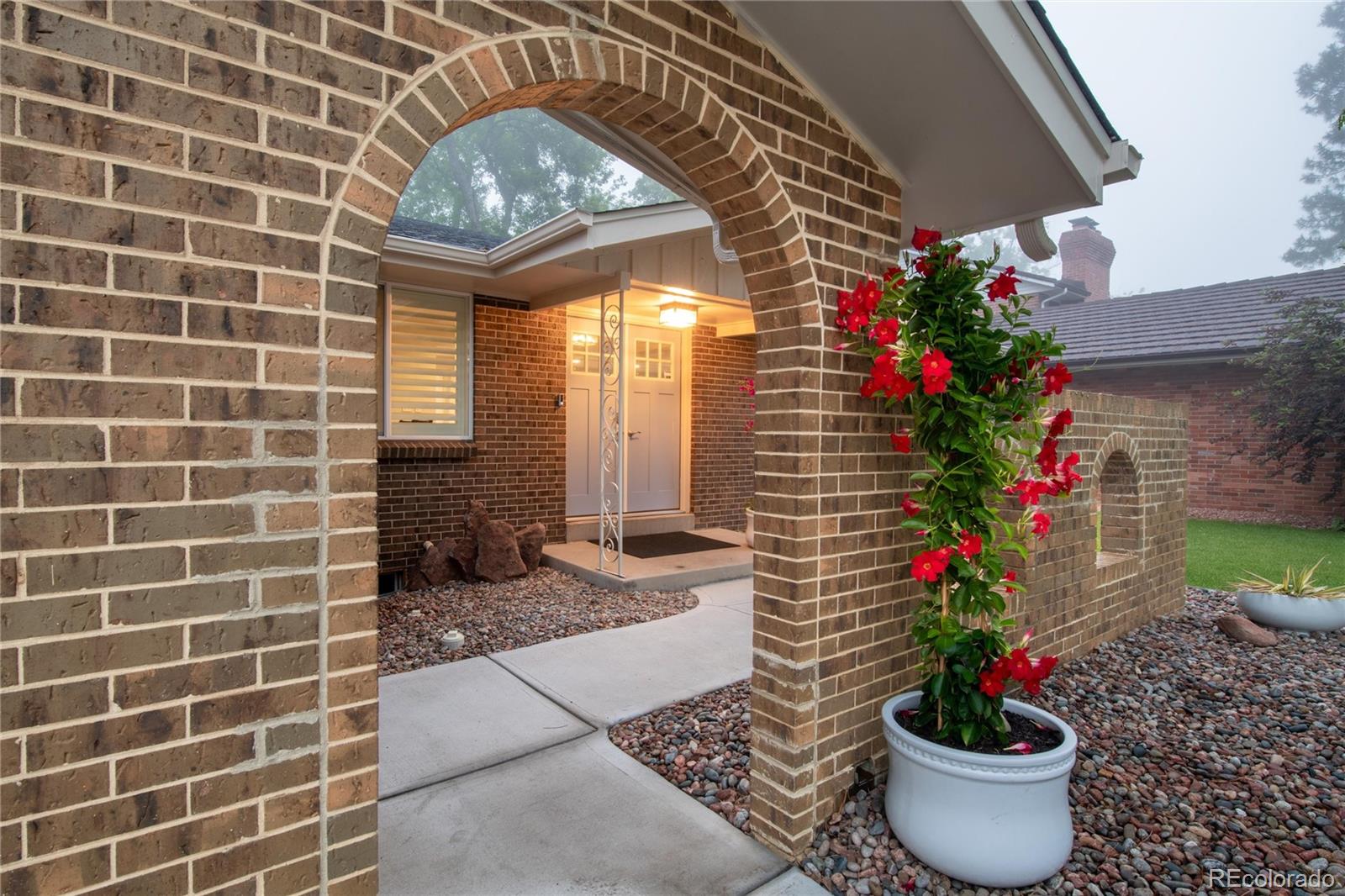 MLS Image #35 for 9861 e ohio avenue,denver, Colorado