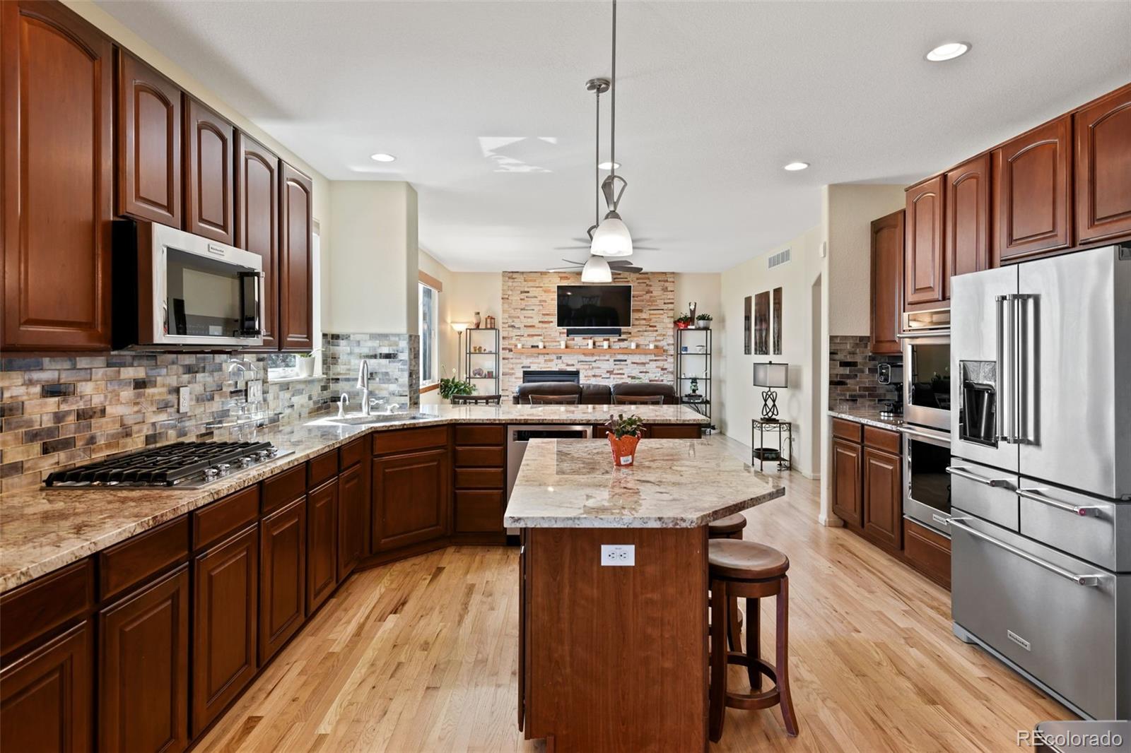 CMA Image for 952  Eaglestone Drive,Castle Rock, Colorado