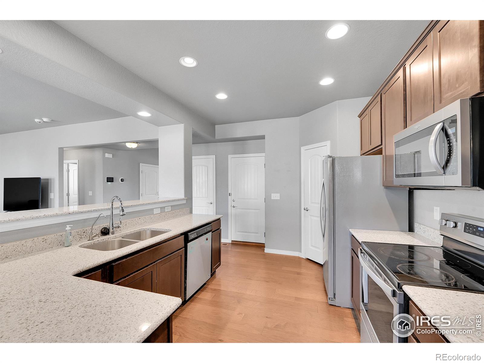 MLS Image #8 for 399  ellie way,berthoud, Colorado