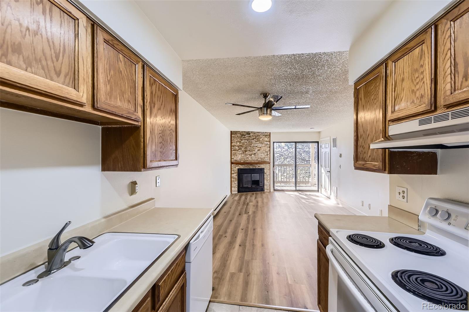 MLS Image #5 for 14720 e kentucky drive,aurora, Colorado