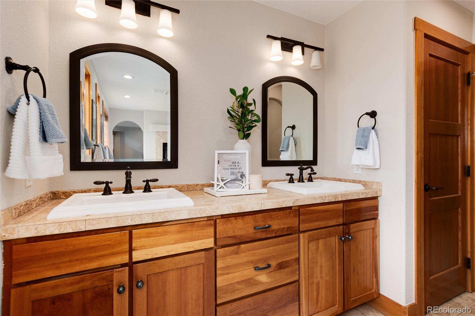 MLS Image #32 for 16226  river haven way,morrison, Colorado