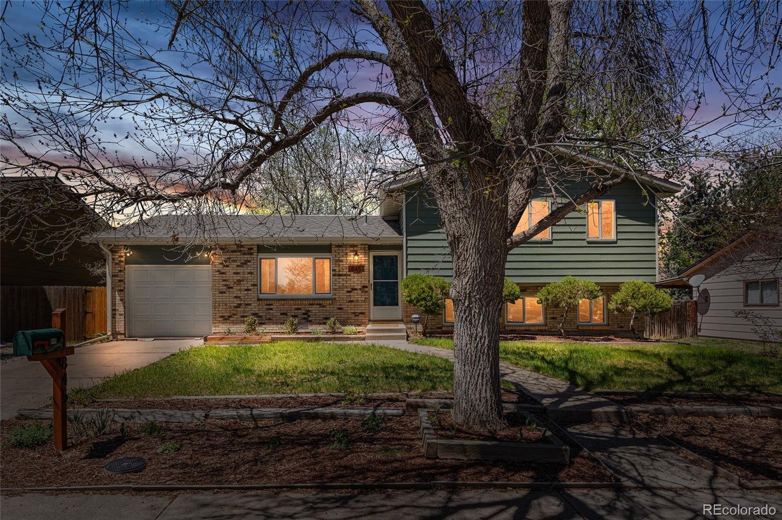 MLS Image #1 for 845 s kenton street,aurora, Colorado