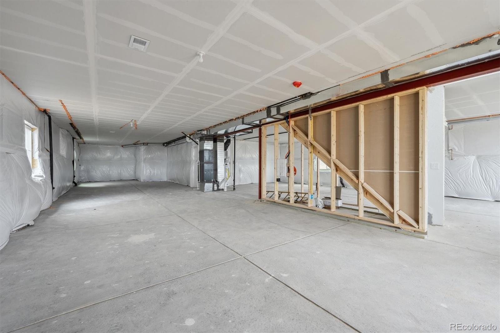 MLS Image #17 for 25283 e warren place,aurora, Colorado