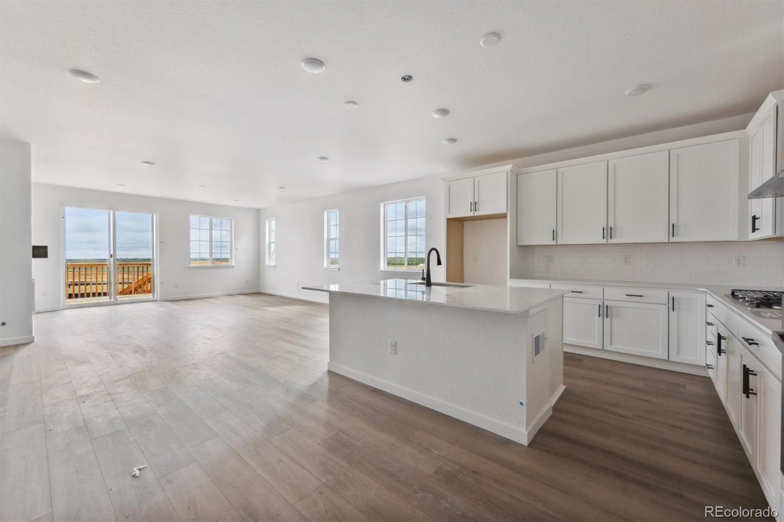 MLS Image #4 for 25283 e warren place,aurora, Colorado
