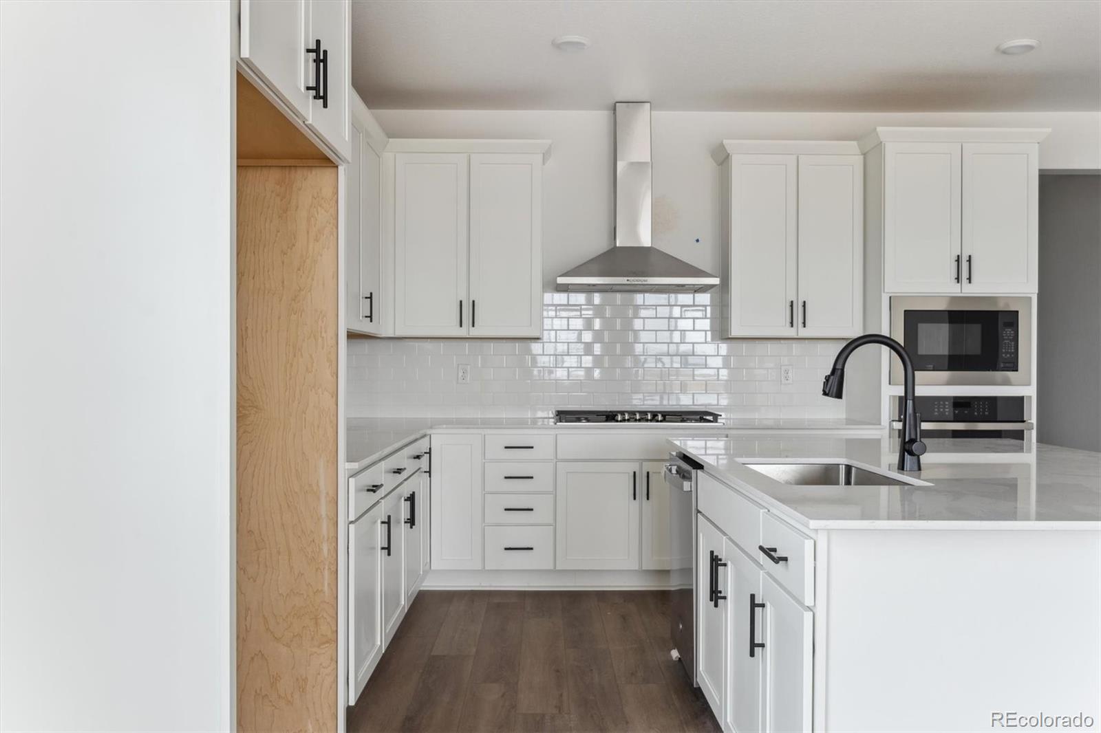 MLS Image #7 for 25283 e warren place,aurora, Colorado