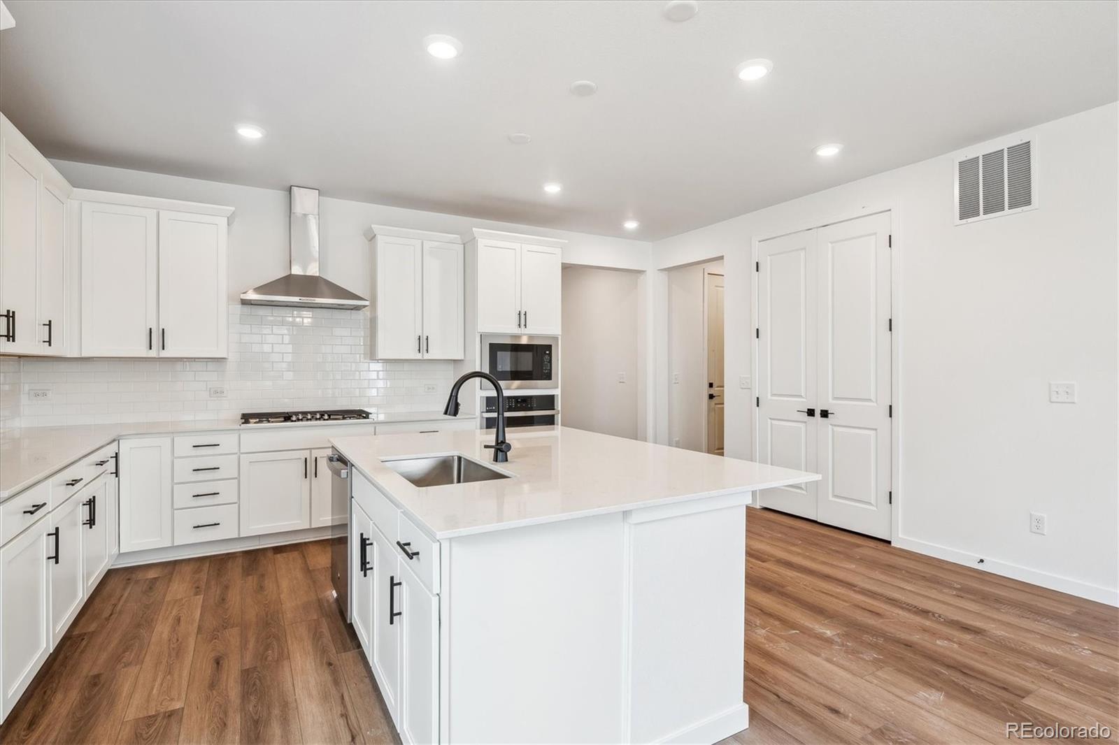 MLS Image #6 for 544  penn road,elizabeth, Colorado