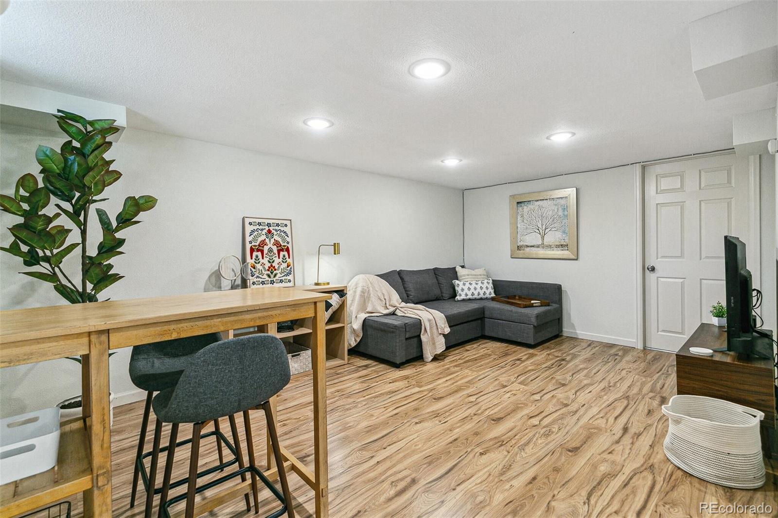 MLS Image #16 for 2441 e 47th avenue,denver, Colorado