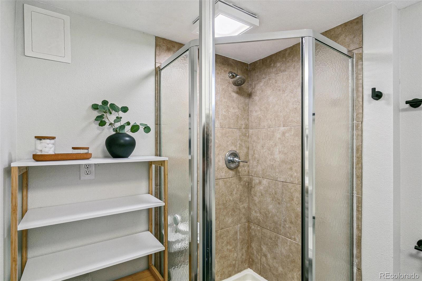 MLS Image #24 for 2441 e 47th avenue,denver, Colorado