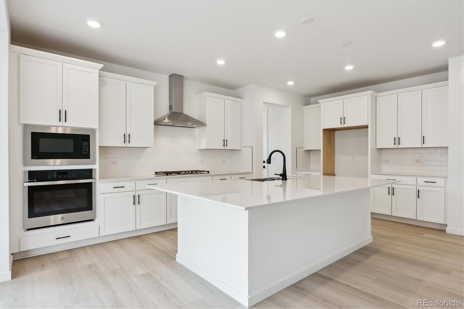 MLS Image #5 for 39181  anthony street,elizabeth, Colorado