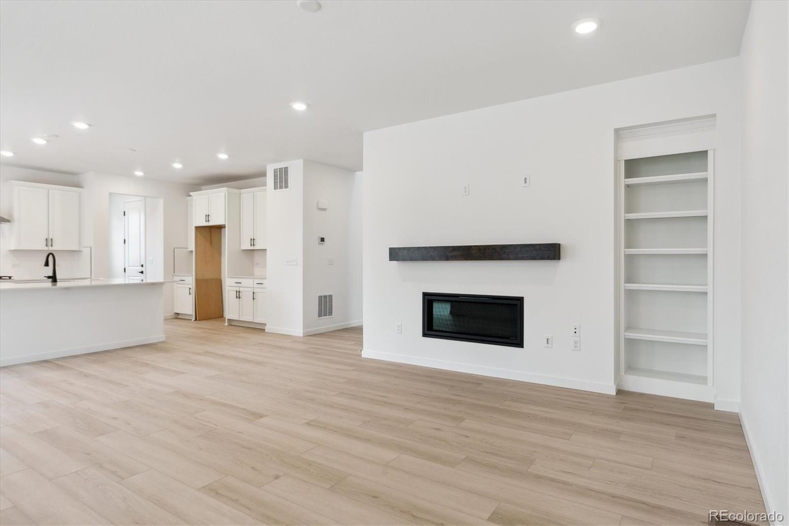 MLS Image #7 for 39181  anthony street,elizabeth, Colorado