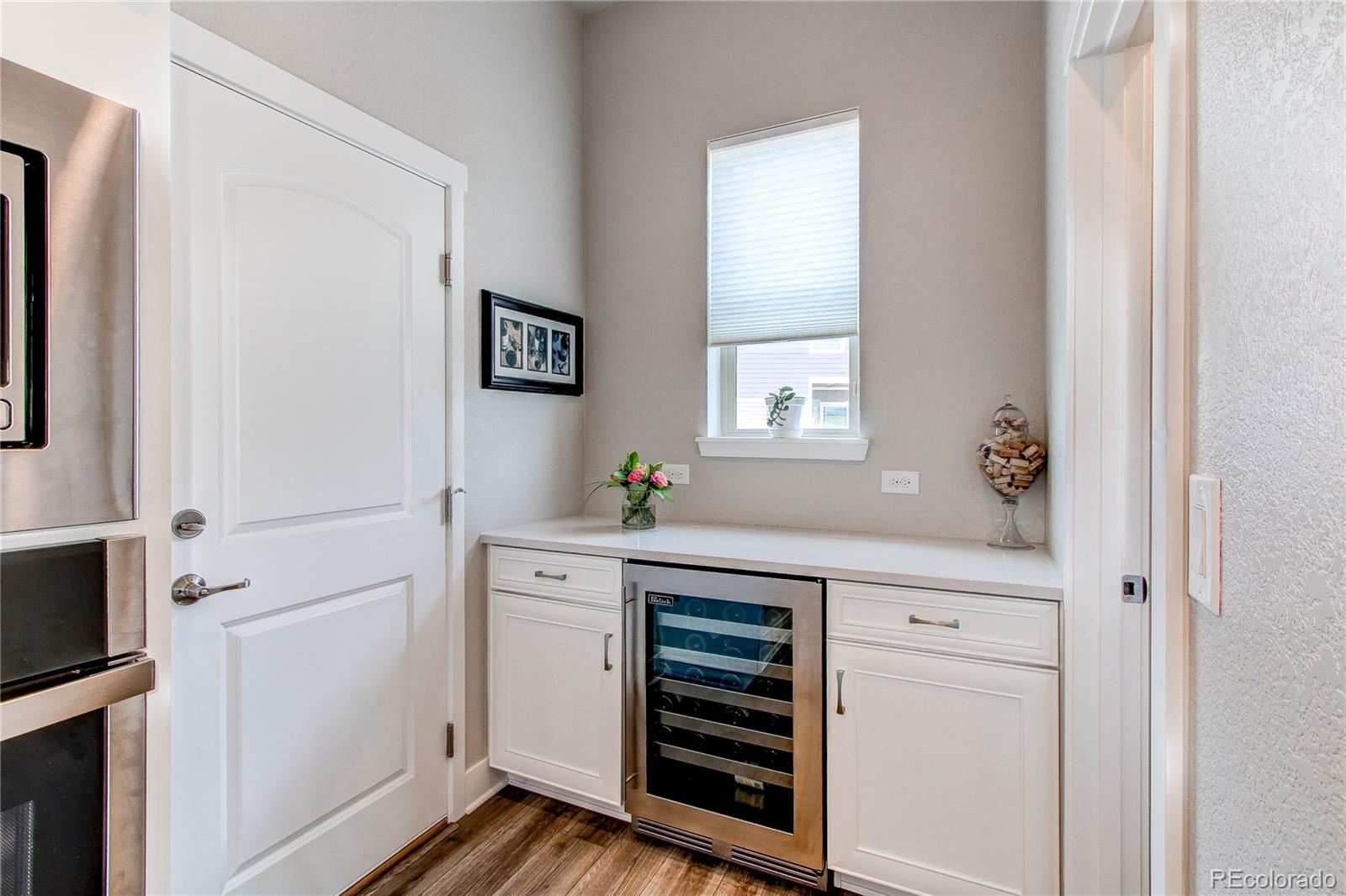 MLS Image #8 for 9571  yucca court,arvada, Colorado