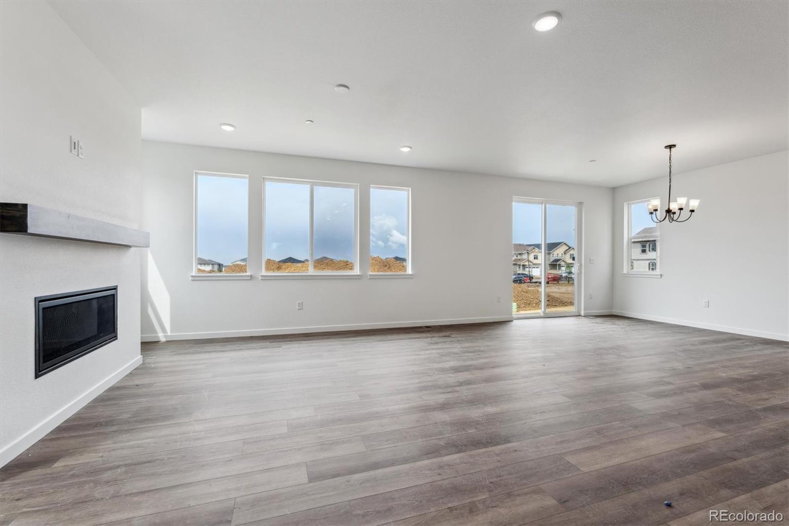 MLS Image #6 for 9237  truckee court,commerce city, Colorado