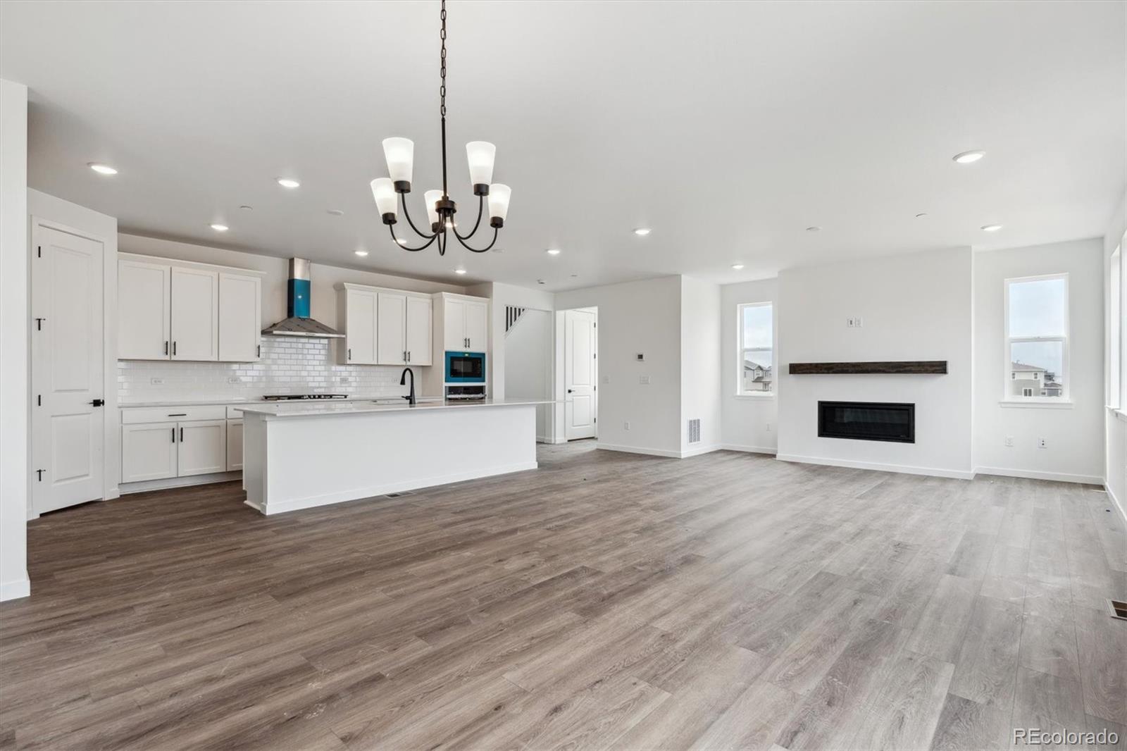 MLS Image #8 for 9237  truckee court,commerce city, Colorado