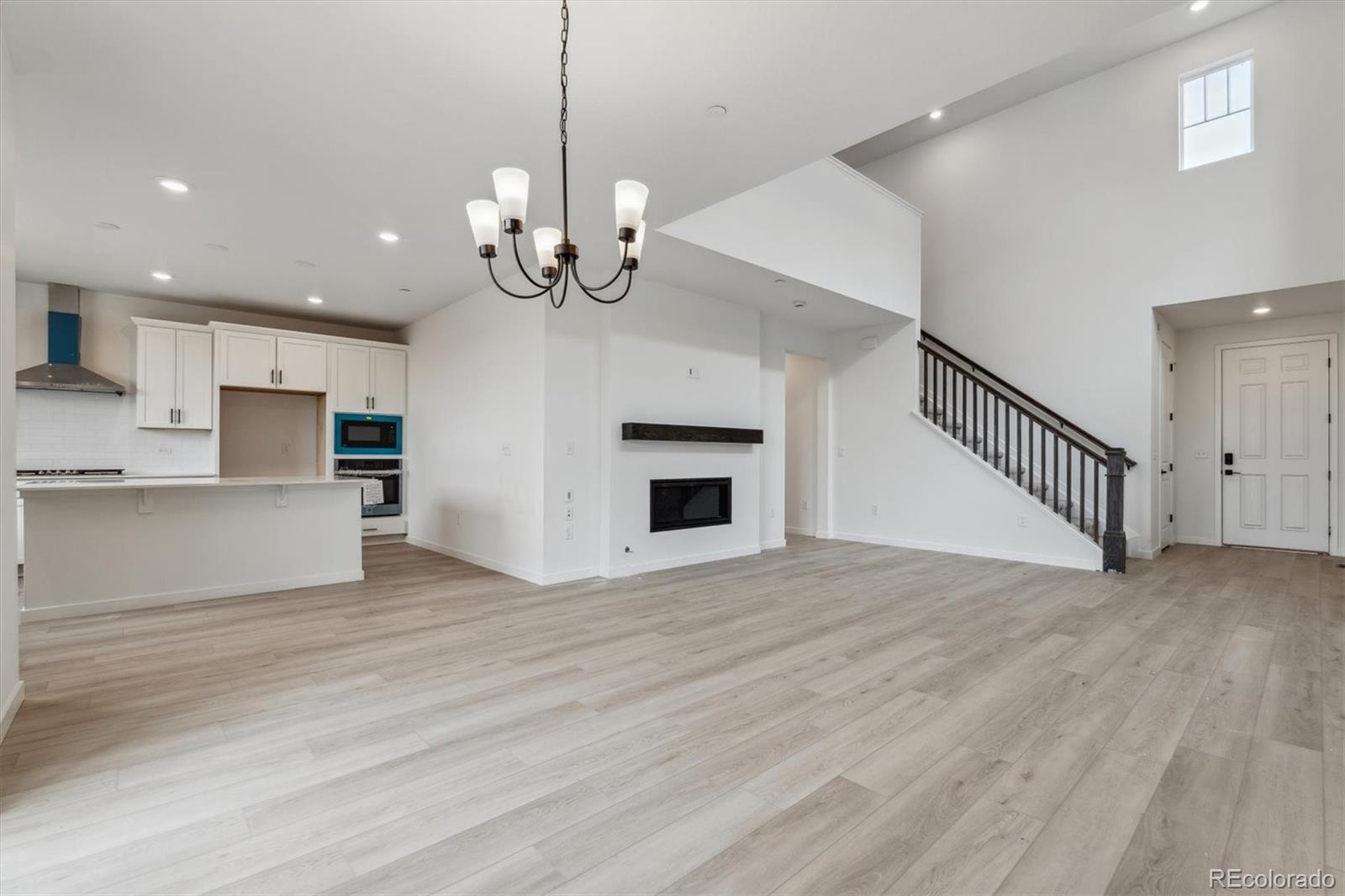 MLS Image #4 for 9243  truckee court,commerce city, Colorado