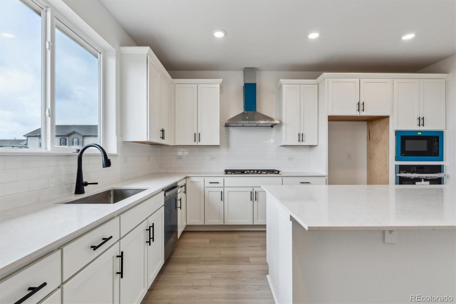 MLS Image #6 for 9243  truckee court,commerce city, Colorado