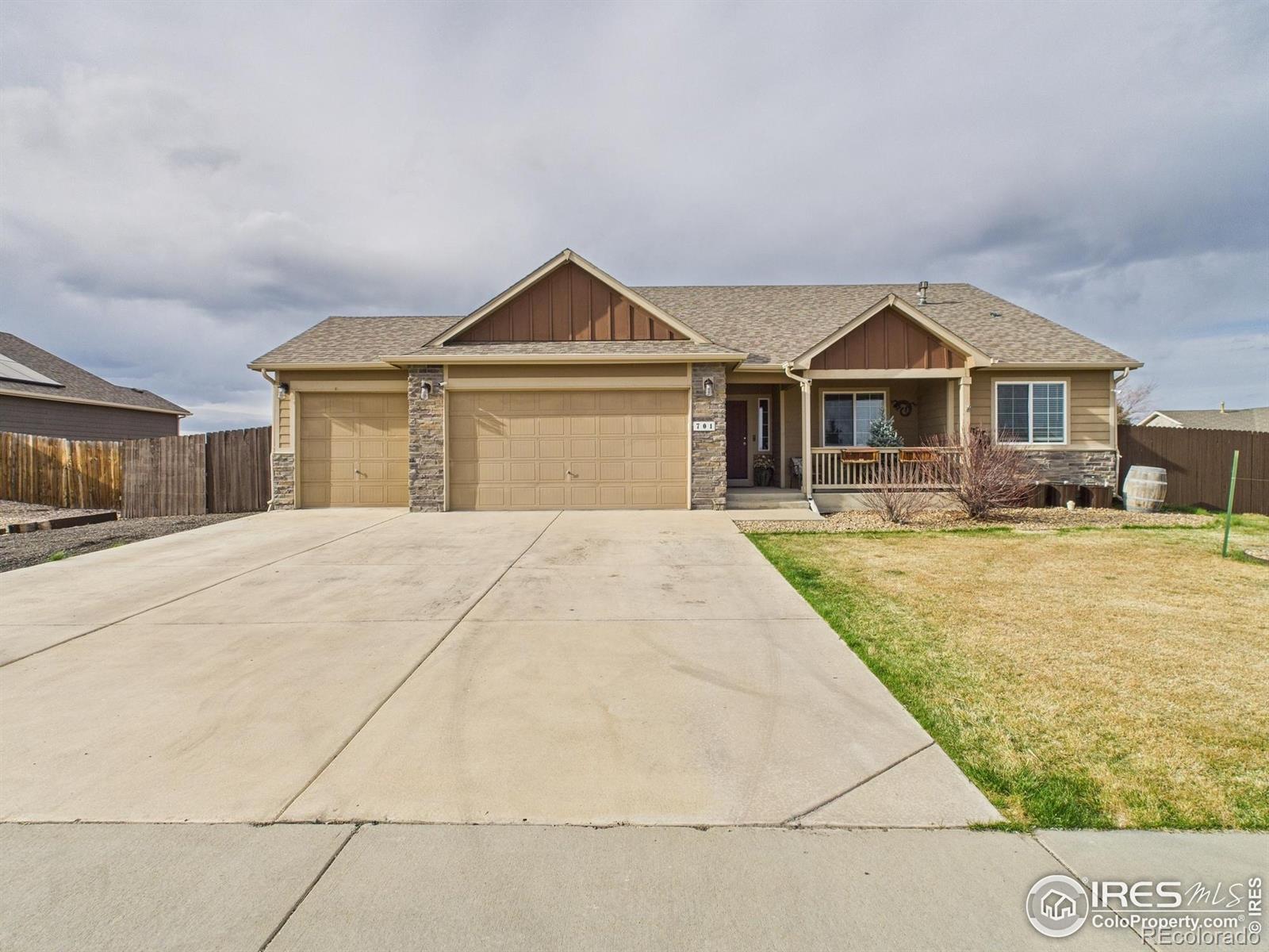 CMA Image for 701  Carroll Lane,Pierce, Colorado