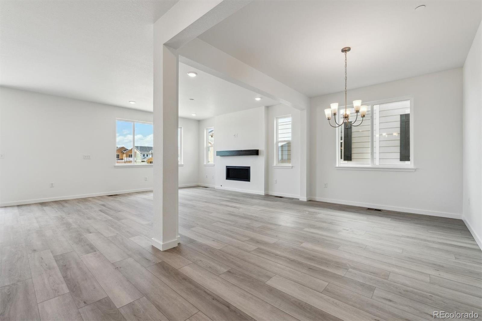 MLS Image #2 for 9247  truckee court,commerce city, Colorado