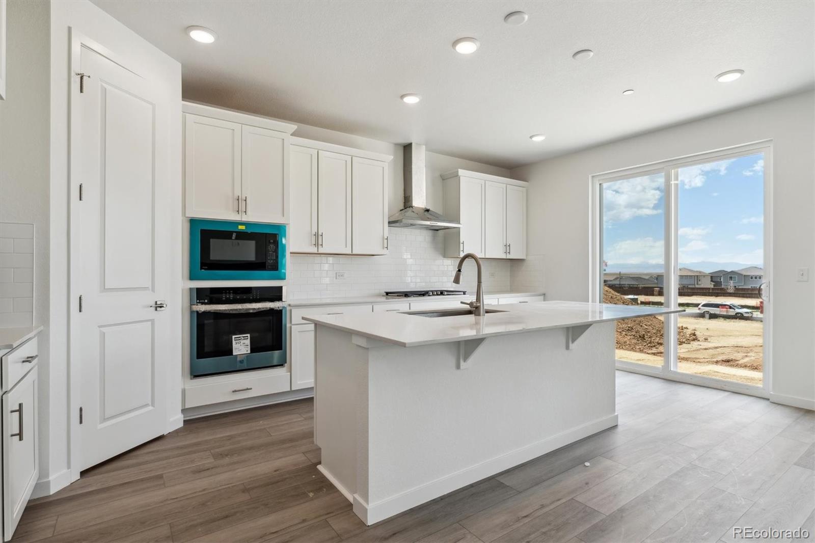 MLS Image #7 for 9247  truckee court,commerce city, Colorado