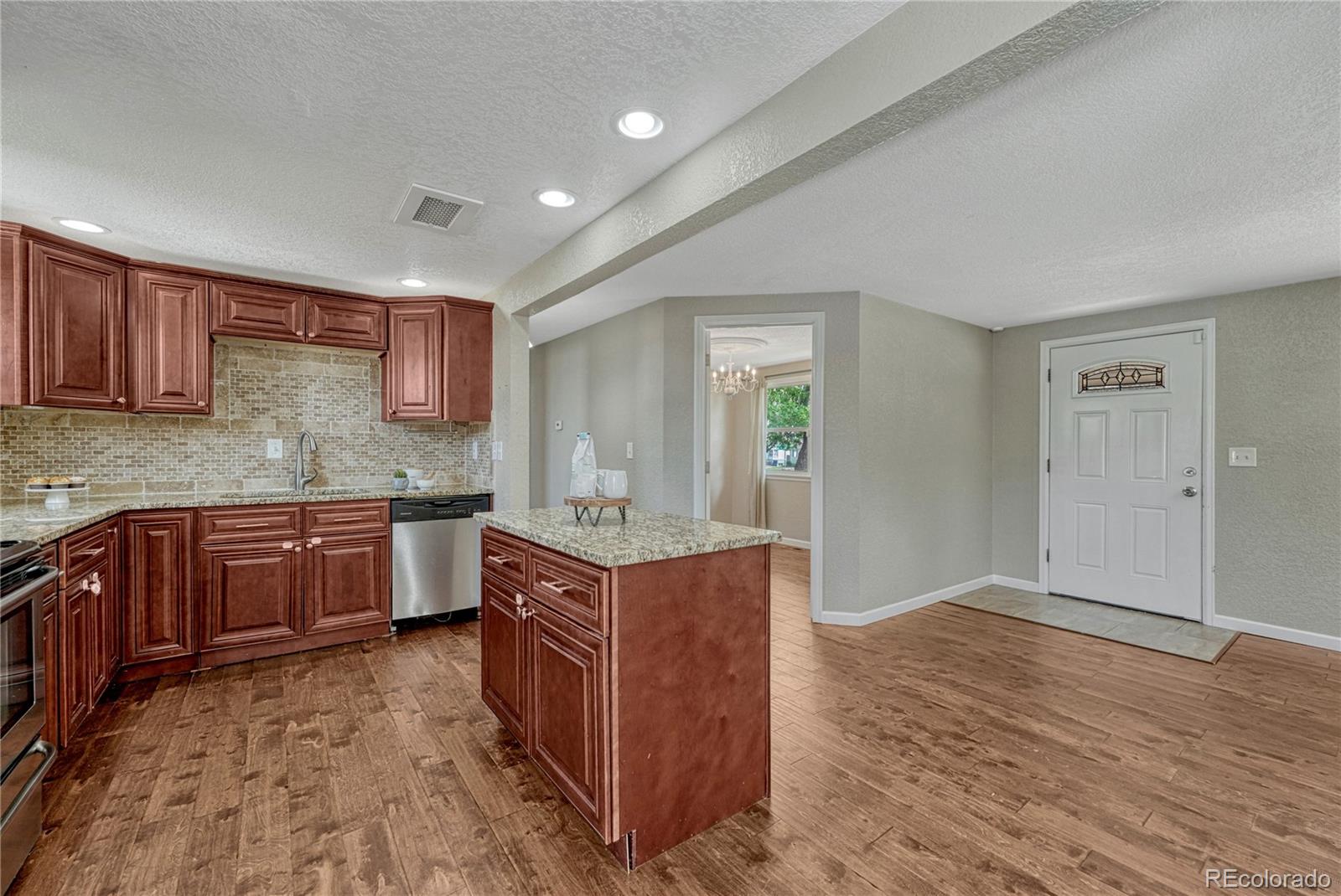 MLS Image #11 for 7301  dale court,westminster, Colorado