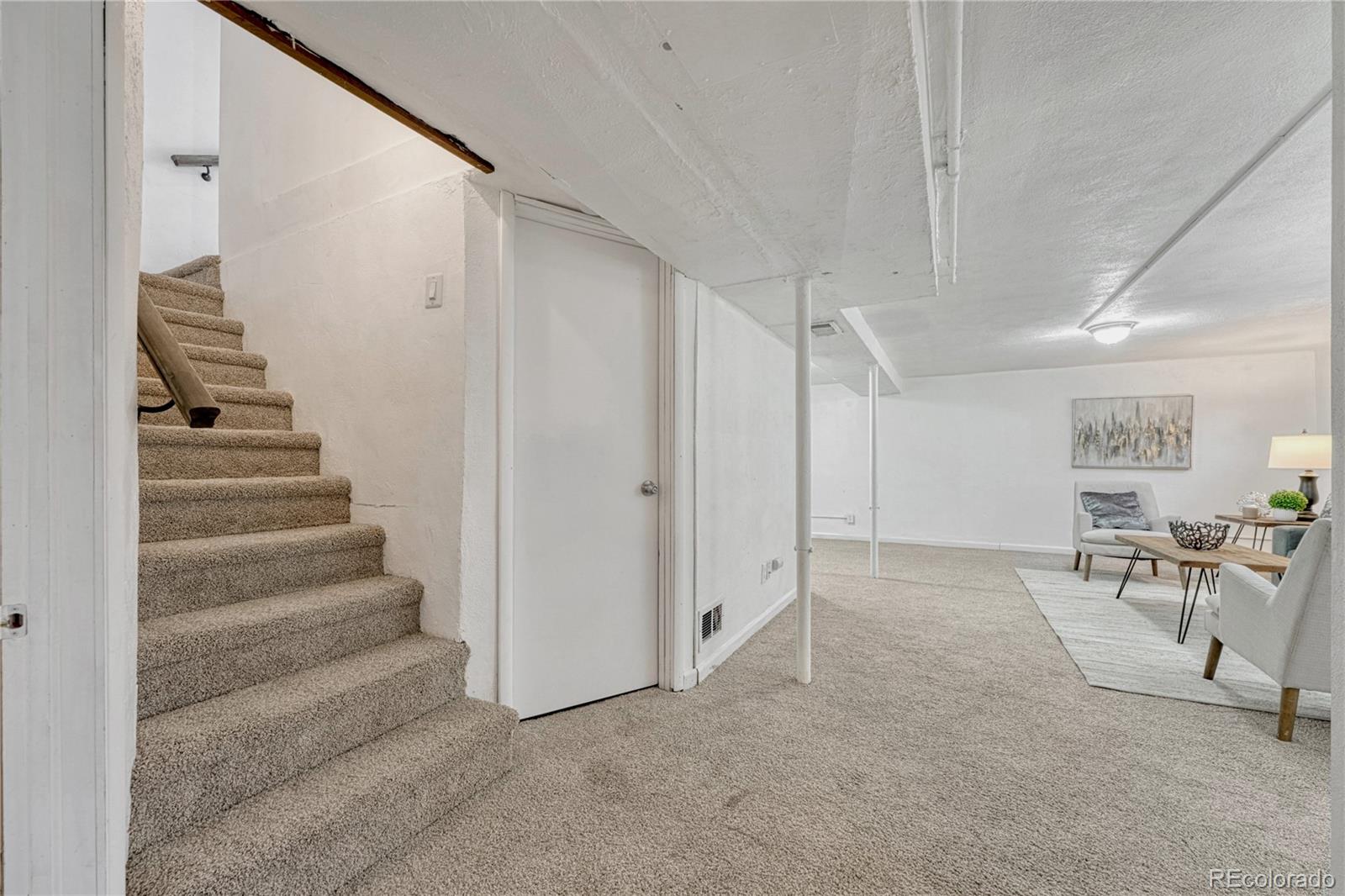 MLS Image #20 for 1906 s vrain street,denver, Colorado