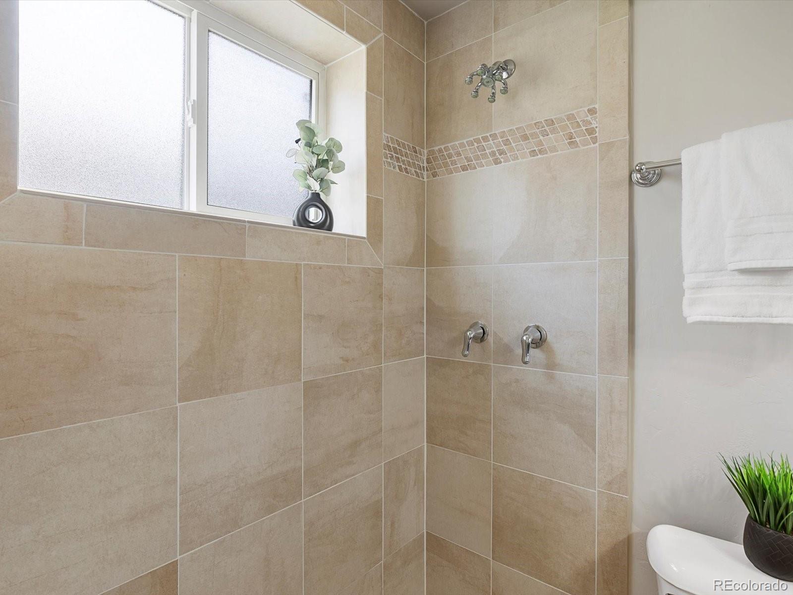 MLS Image #30 for 2047 s milwaukee street 4,denver, Colorado
