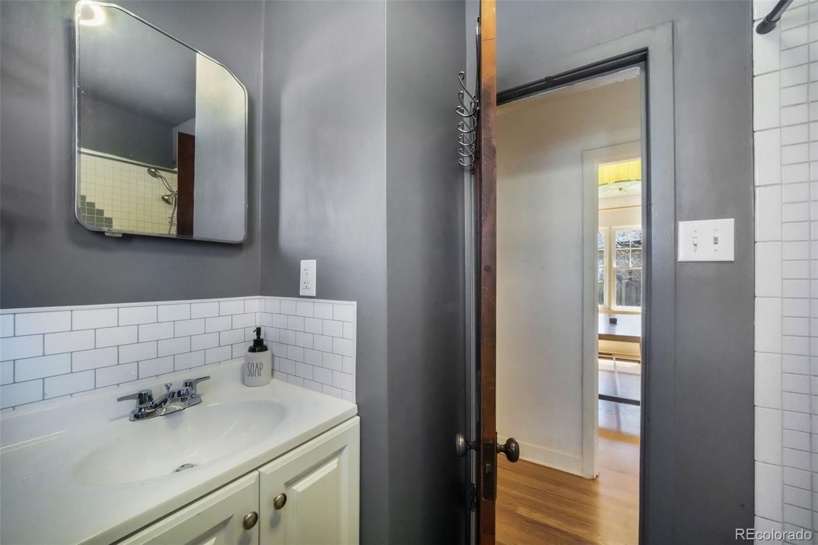 MLS Image #12 for 45 s grove street,denver, Colorado