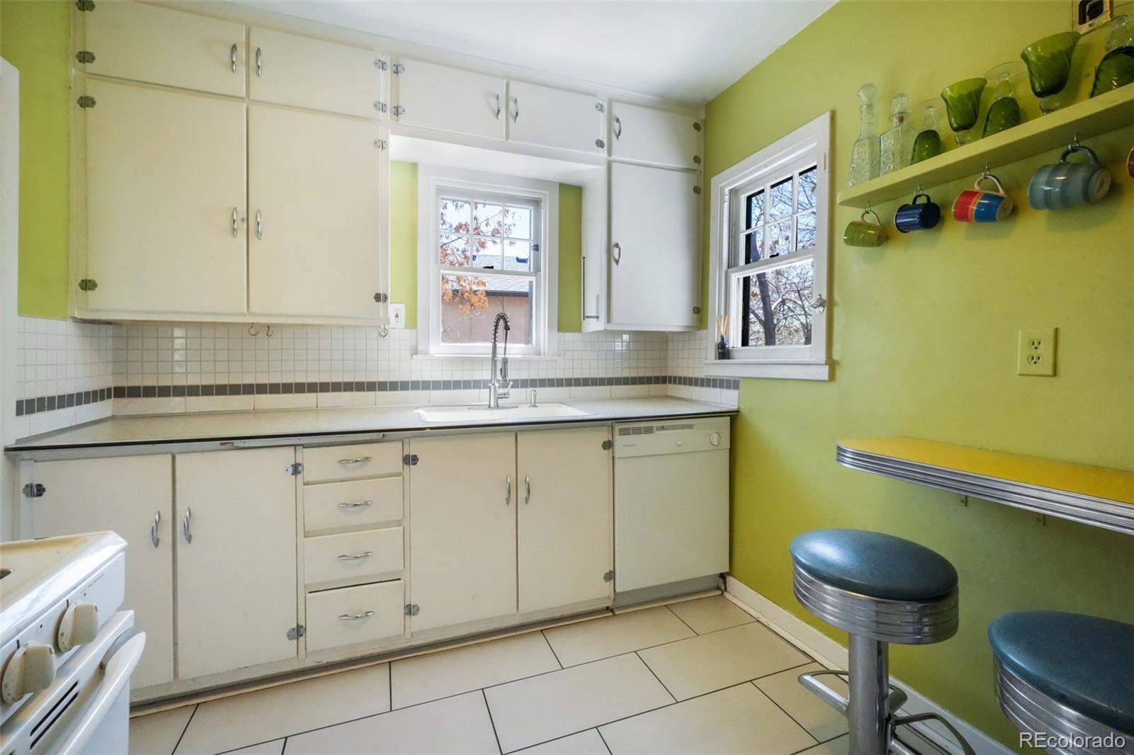 MLS Image #19 for 45 s grove street,denver, Colorado
