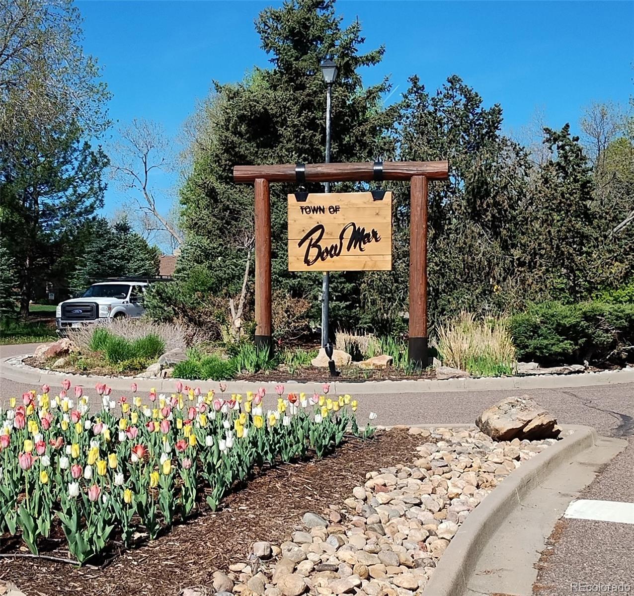 MLS Image #12 for 4901  redwood drive,littleton, Colorado