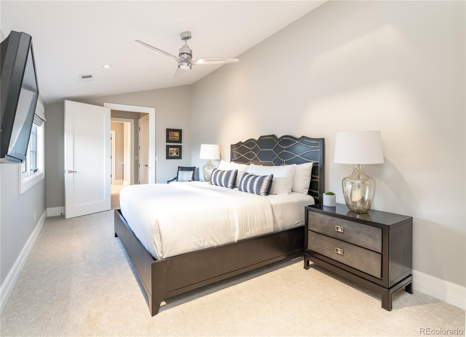 MLS Image #33 for 2260 s jackson street,denver, Colorado