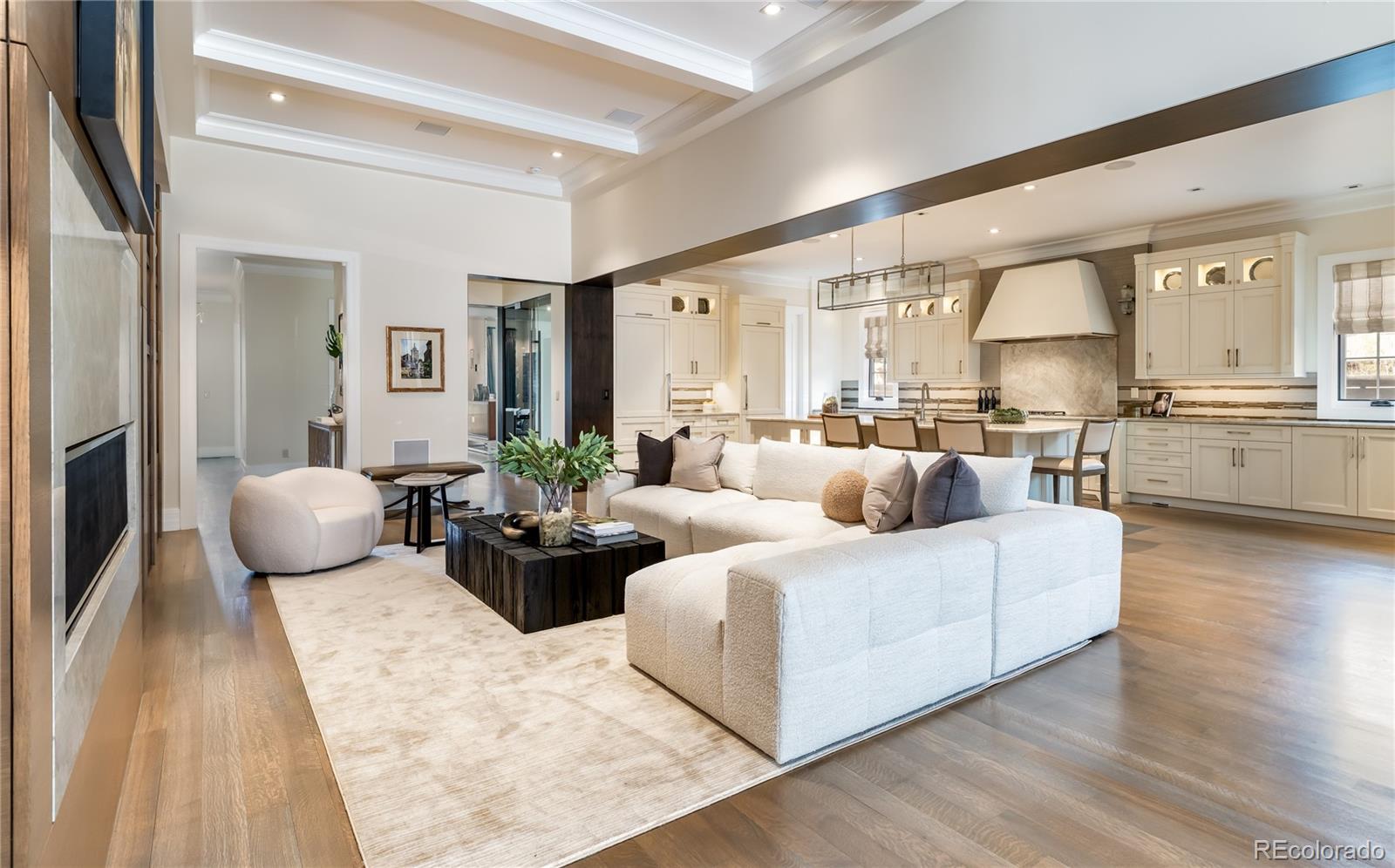 MLS Image #7 for 2260 s jackson street,denver, Colorado