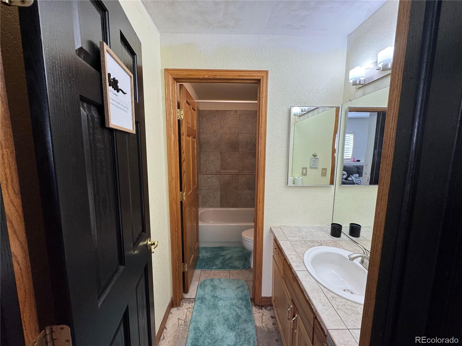 MLS Image #10 for 1415 s chambers #106 road,aurora, Colorado