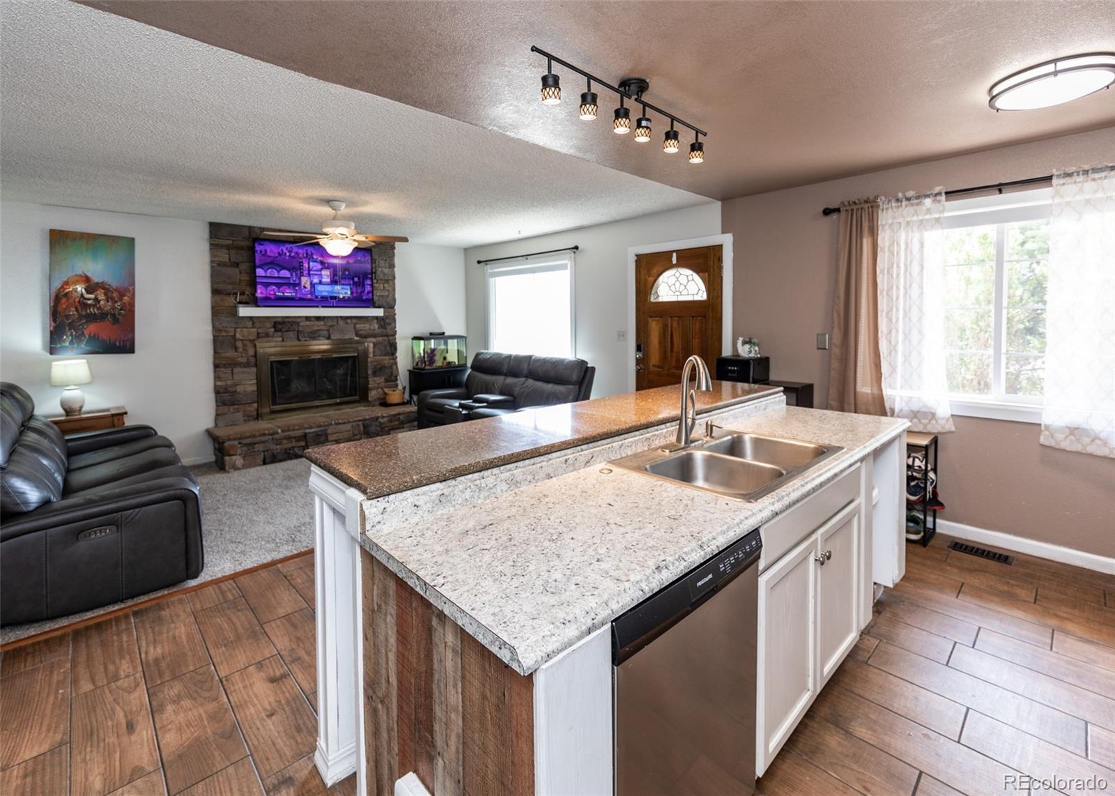 MLS Image #12 for 2013  ambleside drive,colorado springs, Colorado